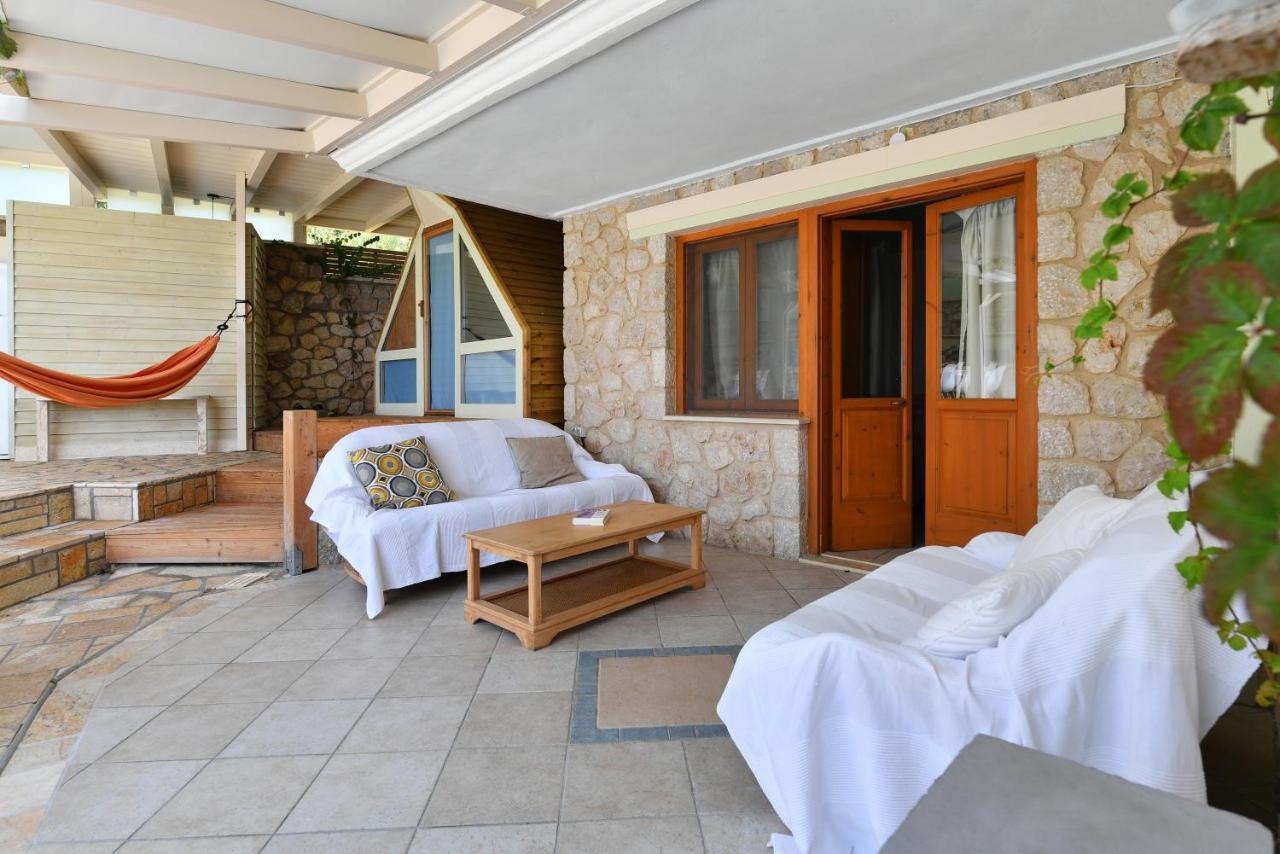 Villa Christianna Studios Agios Nikitas Exterior photo